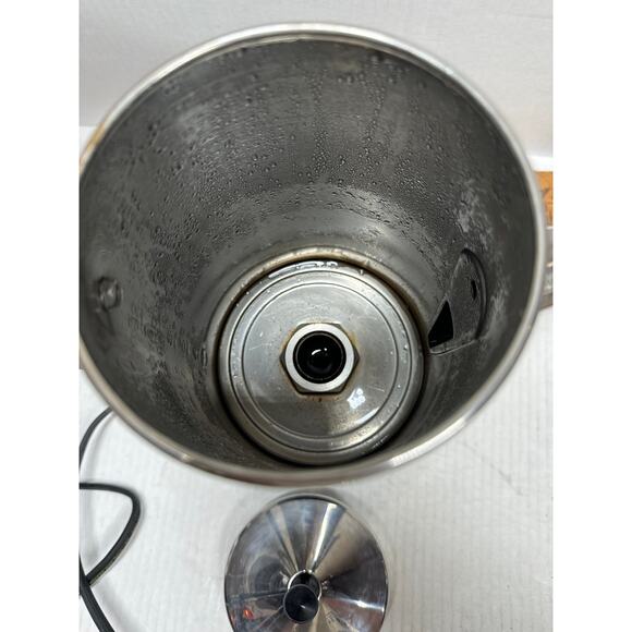 Presto Vintage Style Stainless Steel 12-Cup Coffee Maker Model 0281105 - Picture 4 of 5